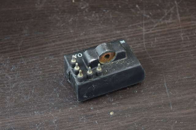 583600 Johnson Evinrude 1987-1990 Power Pack 2.5 4 HP 1 YEAR WARRANTY