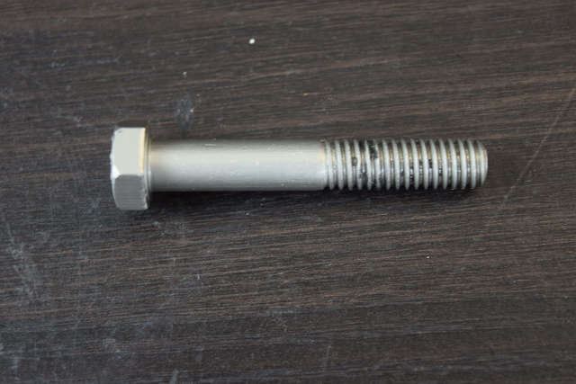 1968-2001 Johnson Evinrude Cylinder Head Screw 306500 9.9 15 65 85 90 100+ HP