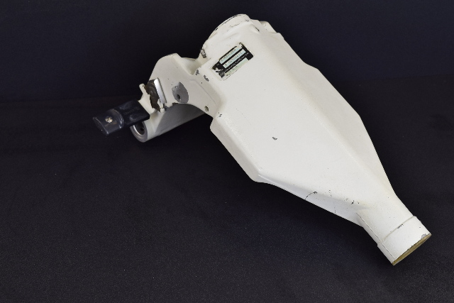 332440 350642 Johnson Evinrude 1989-2005 Swivel Bracket 40 48 50 HP 2 Cylinder
