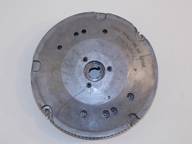 Johnson Evinrude Manual/Electric Flywheel 1985-1988 9.9 15 hp 583077