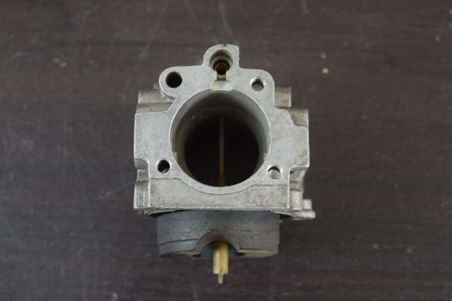 C# 431995 334221 Johnson Evinrude Carburetor BODY ONLY CLEAN