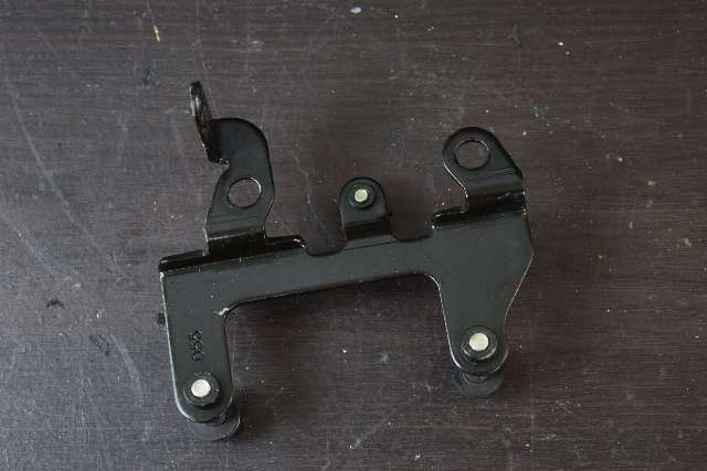 354055 Evinrude ETEC E-TEC 2009 & UP PORT Ignition Coil Bracket 90 115 130 + HP