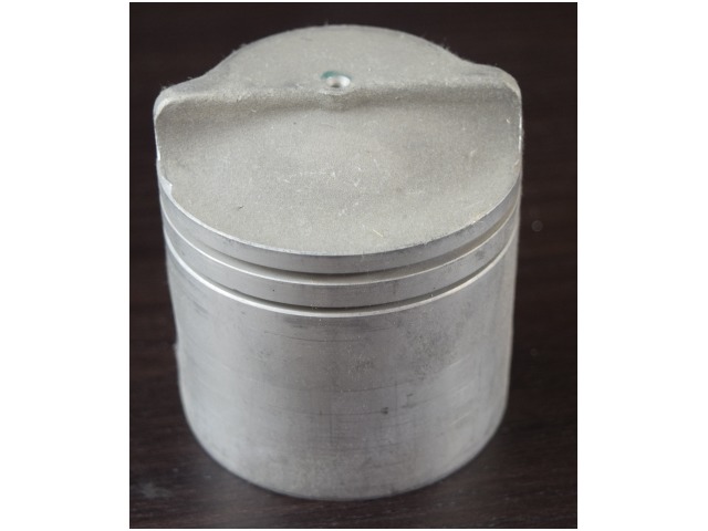 389155 Johnson Evinrude 1976-1980 2-Ring Standard Piston 25 35 HP 2 Cyl NEW