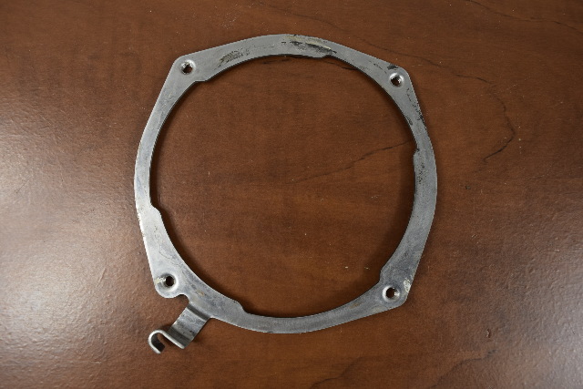 676-41613-00-00 83569M Yamaha/Mercury 1984-1987 Base Plate 25 30 40 HP