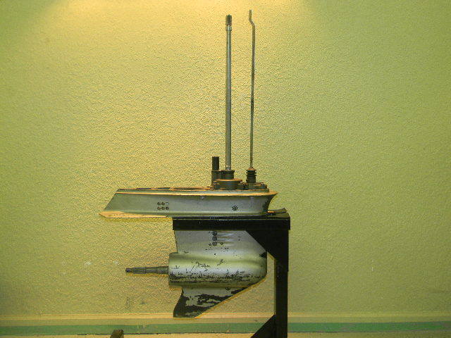 Johnson Evinrude Lower Unit 1973-1975 60 65 70 HP