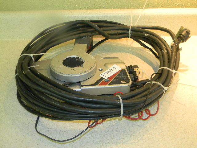 Nissan Outboard Side Mount Remote Control Box with 15 Foot Cables & Key Controls