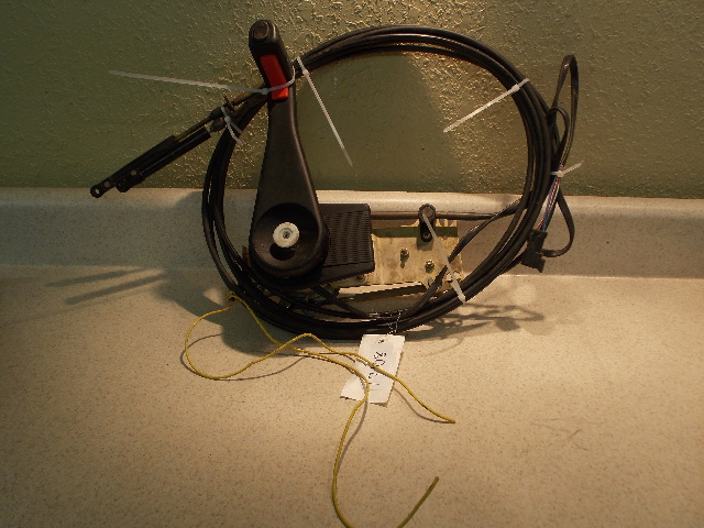 Johnson Evinrude Remote Control Box with 14 Foot Cables