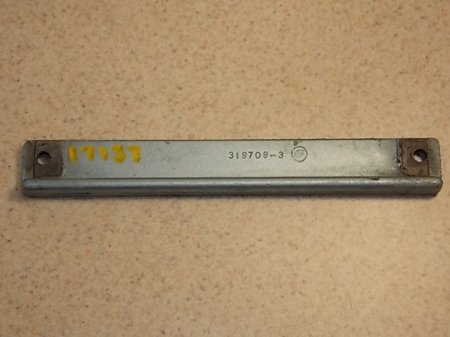 319709 Johnson Evinrude 1976-12 & Later Stern Bracket Tie Bar 20 25 28 30 35 HP