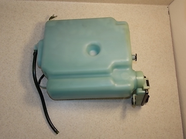 Mercury Oil Tank & Cover Assy 828361A 3 821902A 1  1994-1998 75 90 HP