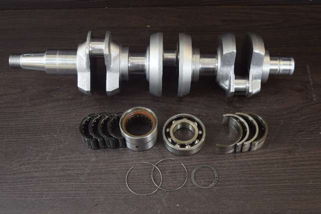 313303 Johnson Evinrude 1968-1971 Crankshaft 55 60 HP 3 Cylinder POLISHED