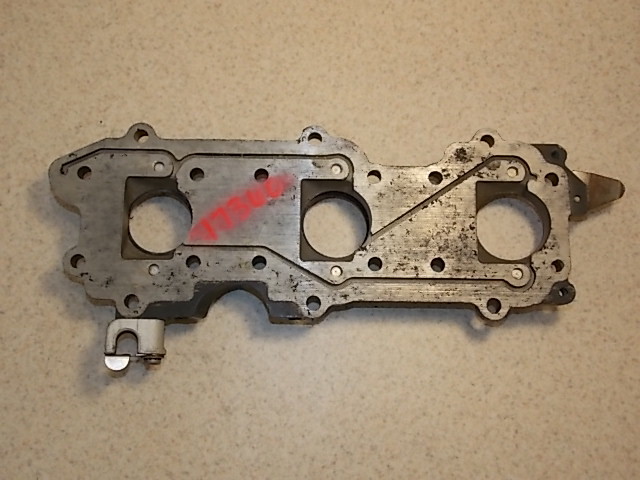384710 386662 Johnson Evinrude 1971-1981 Intake Manifold 60 70 75 HP