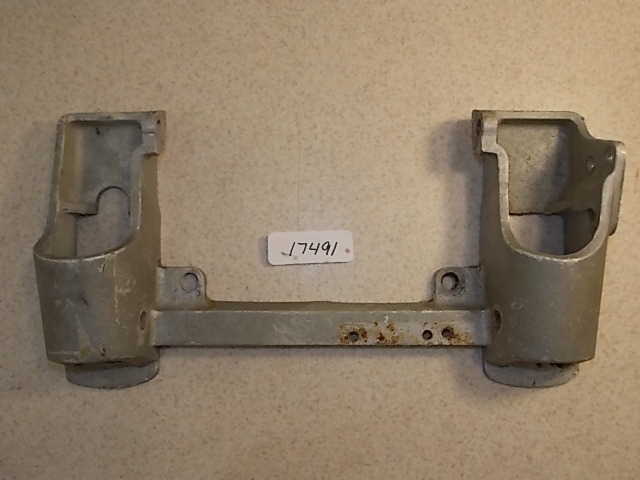 1974-1975 Johnson Evinrude Power Trim Support Bracket 122540 50 HP