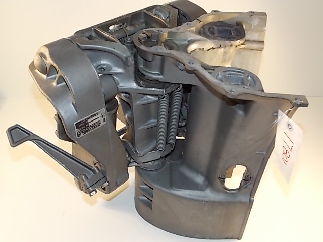 Johnson Evinrude 1964 90HP Swivel & Transom Bracket 310750 382069 378206 382599