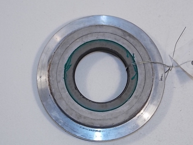 Mercury Mercruiser Bravo 3 III Seal Carrier Assembly 86779A1 1990-1998