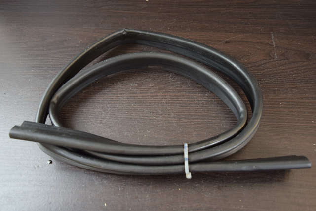 FRESHWATER! 1987-1989 Force Bottom Lower Cowl Packing Seal F663756 85 125 HP