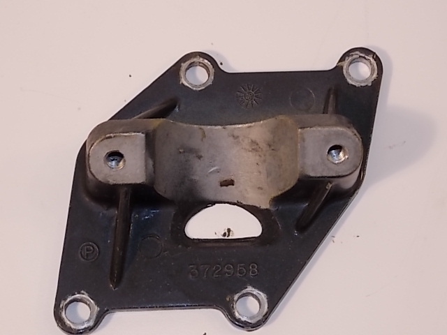 F372958 Force 1976-1994 Choke Bracket 90 100 105 115 120 125 135 140 HP