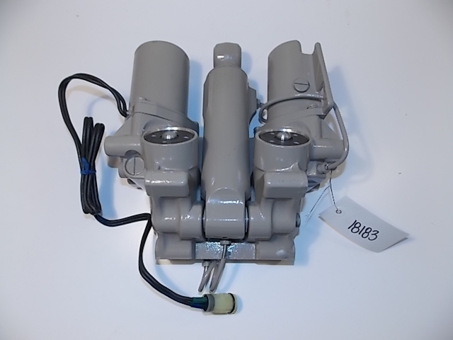 NEW Johnson Evinrude Hydraulic Tilt Trim Assy 398426 397796 1978-1992 60-300 HP