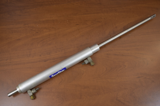 SeaStar Hydraulic Steering Ram 34135-8EM HC5329