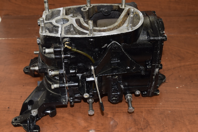 6430A3 Mercury 1978-1980 Powerhead Cylinder Block 20 (200) HP FOR PARTS/REPAIR
