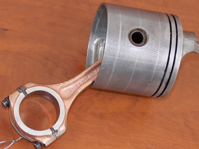 Force Piston & Connecting Rod 1975-1989 70 75 85 90 100+ HP F372015-3 818052A4