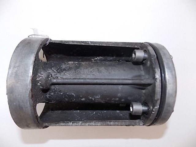 OMC Johnson Evinrude Bearing Carrier 1970-1971 60 HP 384122 0384122 383120