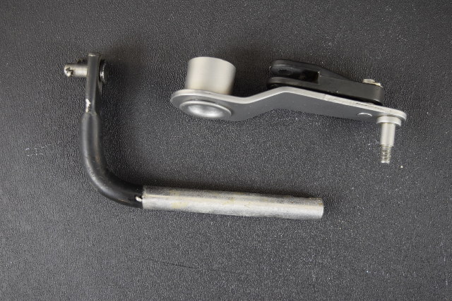 Johnson Evinrude Shift Arm Assembly with Lever 1985-1992 150-175HP 395483 324362