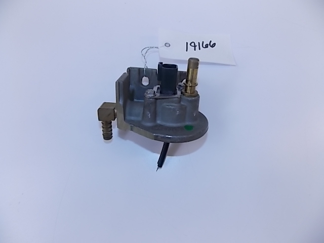 439970 Johnson Evinrude 1999-2001 Fuel Filter Housing 200 225 HP