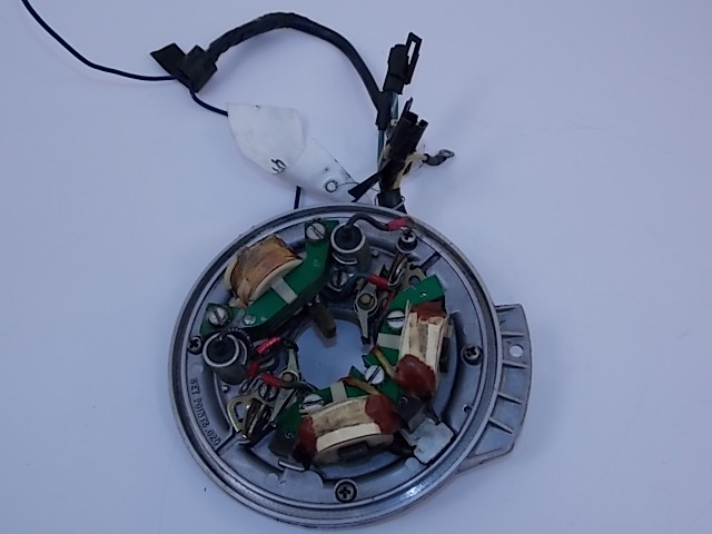 Johnson Evinrude Stator Armature Plate Breaker Assy. 1974-1976 9.9 15 HP 581387