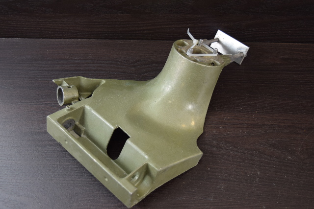 318842 395463 394211 Johnson Evinrude 1974-1985 Steering Bracket 9.9 15 HP