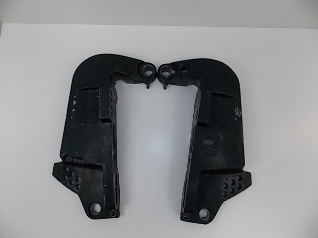 336505 336506 Johnson Evinrude 1993-2005 Stern Bracket Set 115 135 150 175 + HP