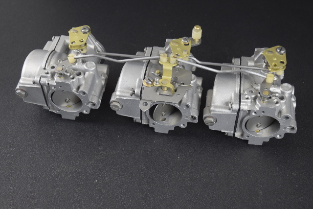 REFURBISHED! Johnson Evinrude Carburetor Set C# 313855 1968-1969 55 HP 3 cyl