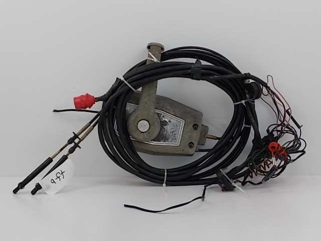 OMC Johnson Evinrude Remote Control Surface Mount With 9 Ft Cables & Key