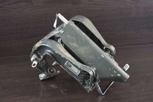 1968-73 Johnson Evinrude Swivel & Transom Bracket Set 380953 380215 380954 9.5HP
