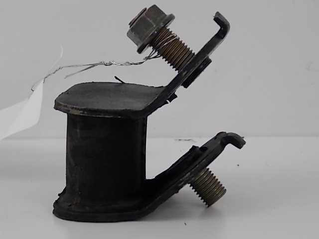 Yamaha Generator Insulator Mount EF5000 6000 E EA YG650 D DE 7LR-22891-00-00