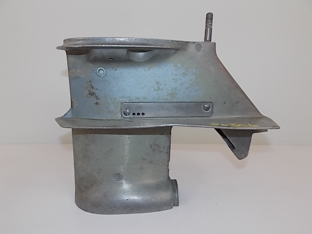 Johnson Evinrude Upper Gearcase Housing 1983-1997 14 25 28 HP 393445 C# 328335