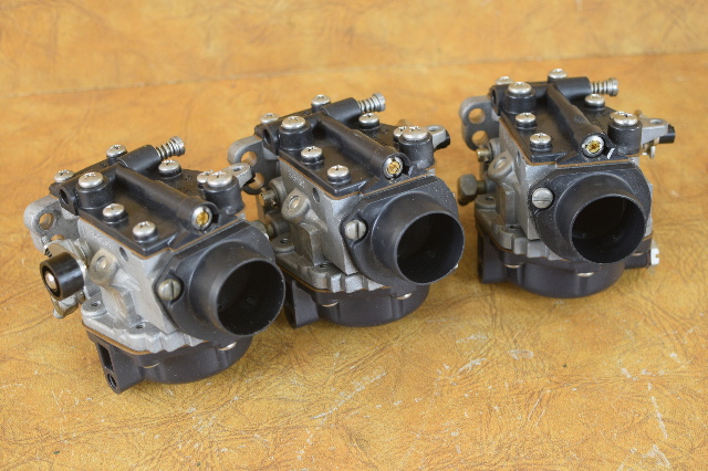 438276 438277 C# 436531 Johnson Evinrude 1996-2001 Carburetors 35 HP REBUILT