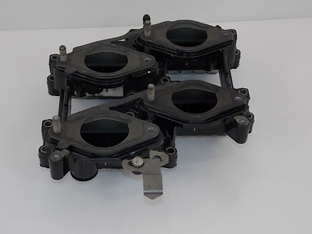437340 Johnson Evinrude 1994-2001 Intake Manifold & Reed Valves 200 225 250 HP