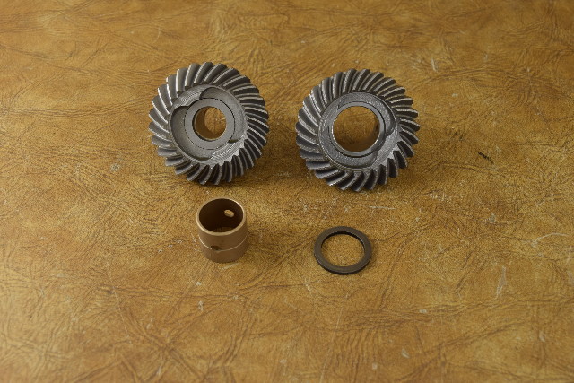 Johnson Evinrude Forward & Reverse Gear 322080 388125 1977-1983 25 35 HP
