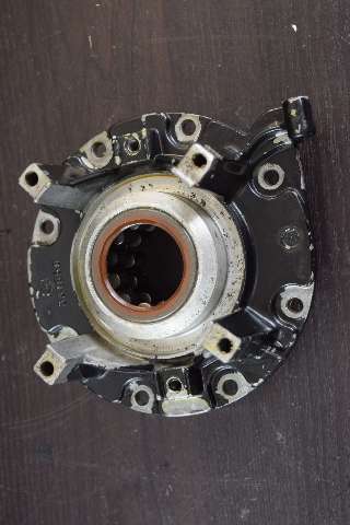 1986-2001 Johnson Evinrude Crankcase Head & Bearing Assembly 396668 185-300 HP