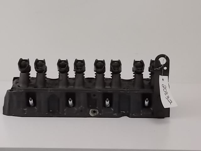 OMC Cylinder Head 1978-1990 120 140 252 302 HP 2.5 3.0 L 982242 980506