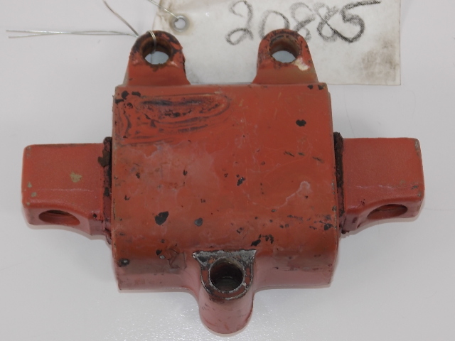 1977-1984  Johnson Evinrude Upper Rubber Mount 387797 85 90 100 115 140 HP