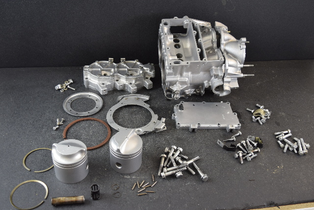 1978 Rebuildable Johnson Evinrude Powerhead 388827 323584 389155 25 35 HP 2 Cyl