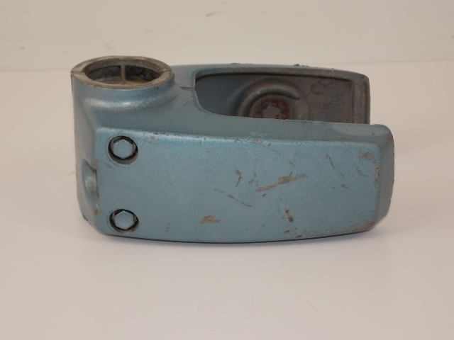 Johnson Evinrude Lower Mount Bracket 323108 323109 1977-2005 20 25 28 30 35 HP