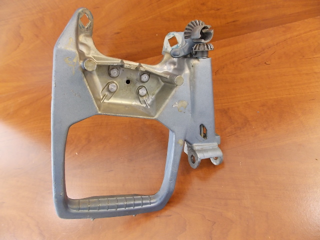 Johnson Evinrude Steering Bracket & Pilot Shaft 380184 304293 1968-1979 6 HP