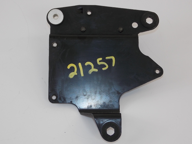 859224 Mercury Mariner 1999-2006 Electrical Plate 30 40 50 60 HP 4 Cyl 4 Stroke