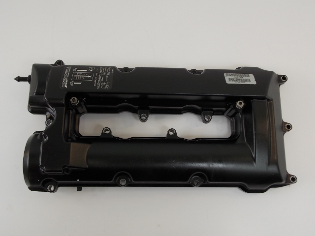 Mercury Mariner Cam Cover Starboard 2003-2006 225 HP EFI 4 Stroke 887851T