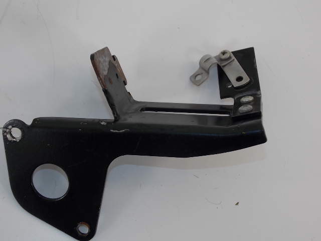 Volvo Penta Accelerator Pump Bracket 834435 855268 AQ120B AQ125A AQ140A BB140A+