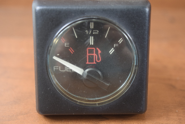 Faria Bayliner Square Fuel Level Gauge 2-3/8" Width 2" Depth
