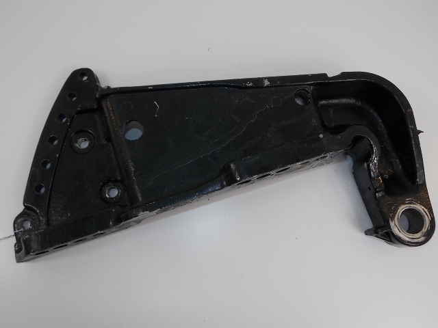1976-1991 Mercury Transom Bracket STBD 8718A1 35 45 50 60 70 75 80 90 115 + HP