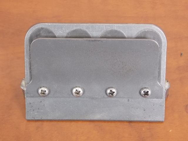 Johnson Evinrude Reed Block Assy. 1979-2005 35 40 48 50 55 60 HP 389810 0389810